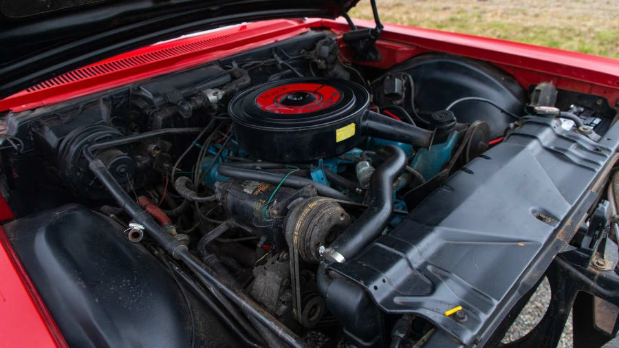 1965 Buick Wildcat - Image 7 of 12