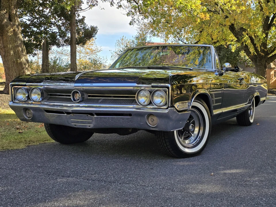 1965 Buick Wildcat - Image 9 of 31
