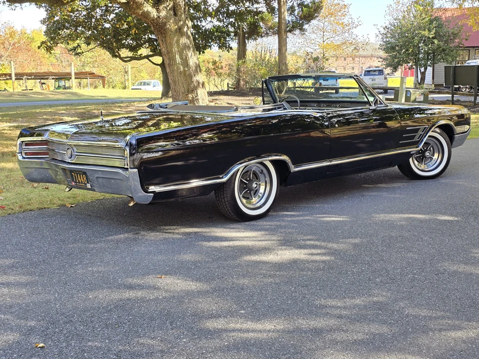 1965 Buick Wildcat - Image 26 of 31