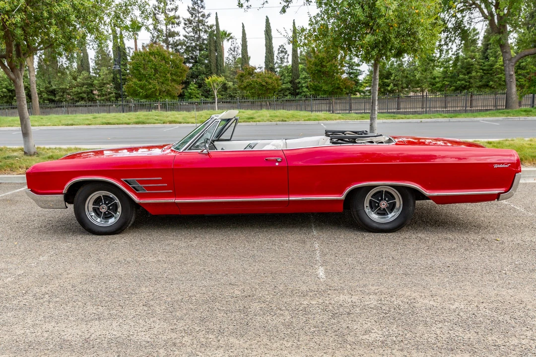 1965 Buick Wildcat - Image 4 of 31