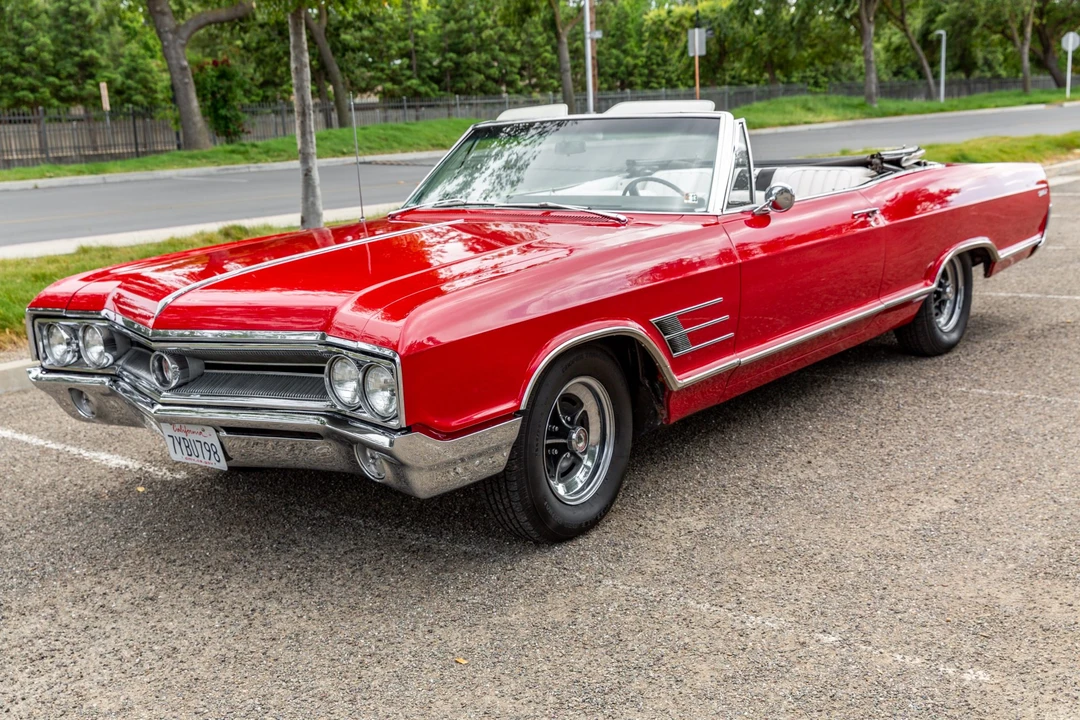 1965 Buick Wildcat - Image 2 of 31