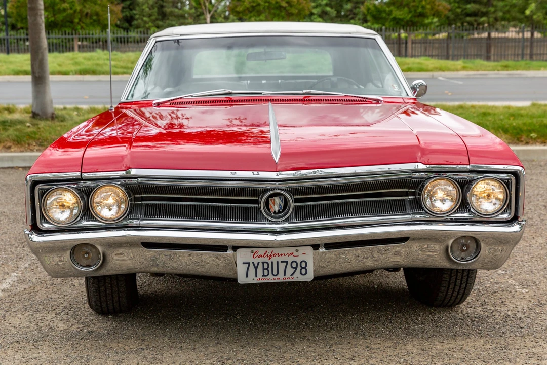 1965 Buick Wildcat - Image 23 of 31