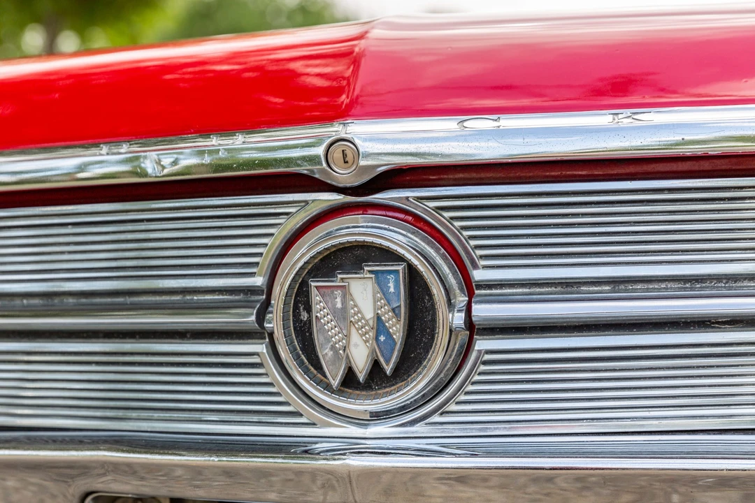 1965 Buick Wildcat - Image 21 of 31