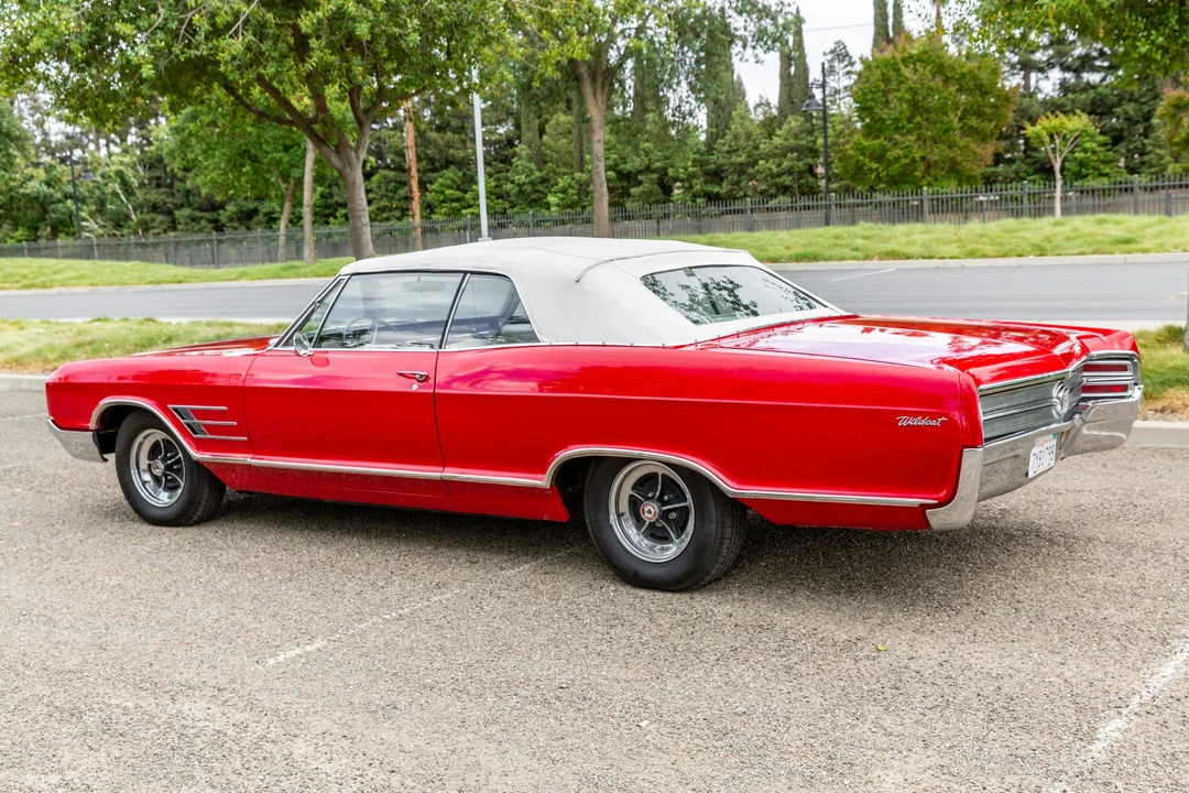 1965 Buick Wildcat - Image 14 of 31