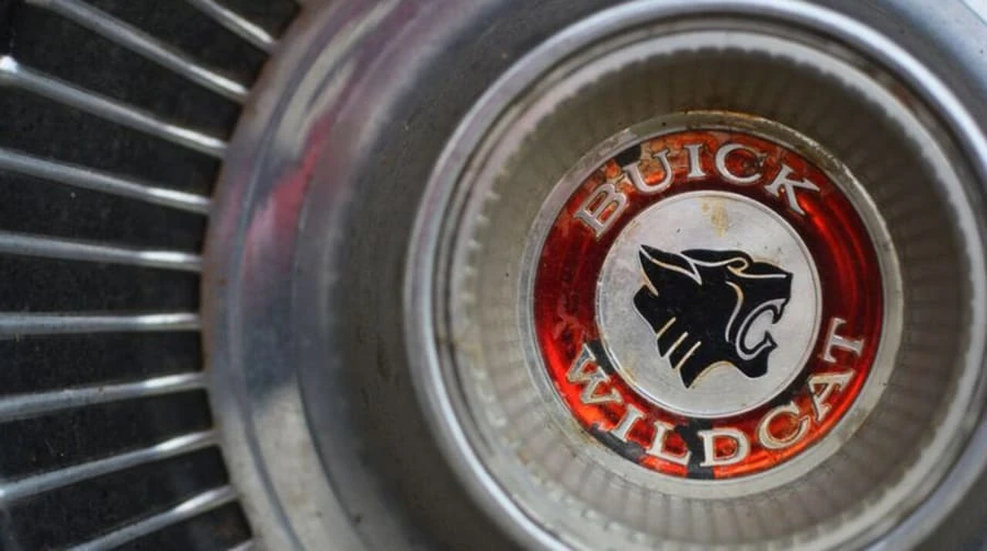 1965 Buick Wildcat - Image 8 of 12