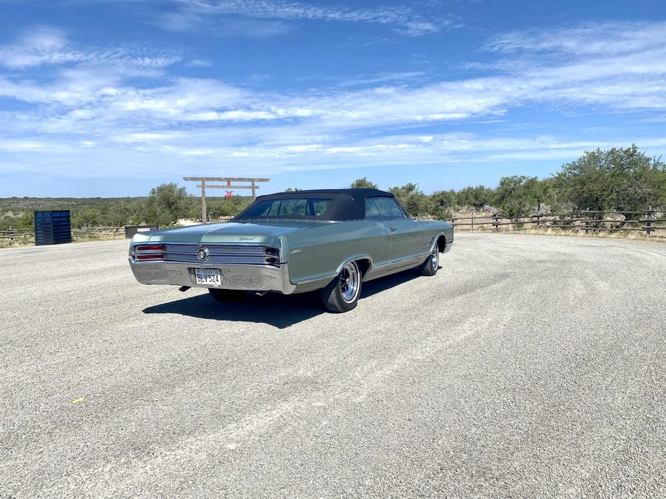 1965 Buick Wildcat - Image 18 of 31