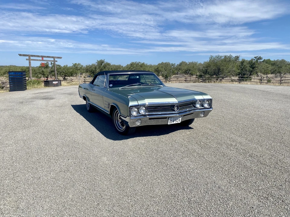 1965 Buick Wildcat - Image 20 of 31