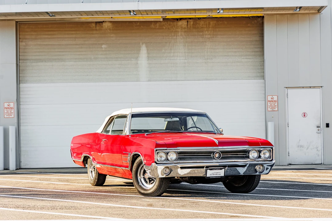 1965 Buick Wildcat - Image 3 of 31
