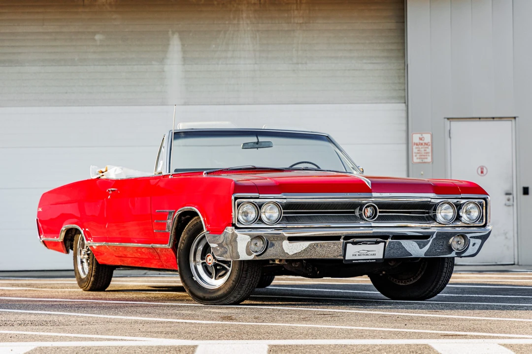 1965 Buick Wildcat - Image 2 of 31