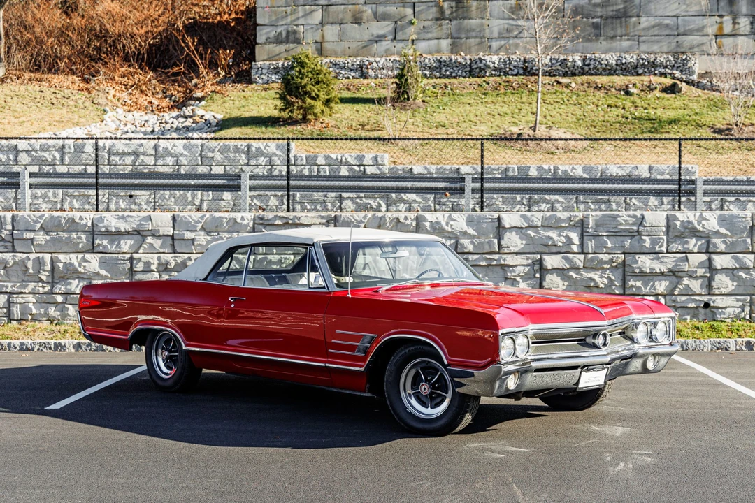 1965 Buick Wildcat - Image 21 of 31