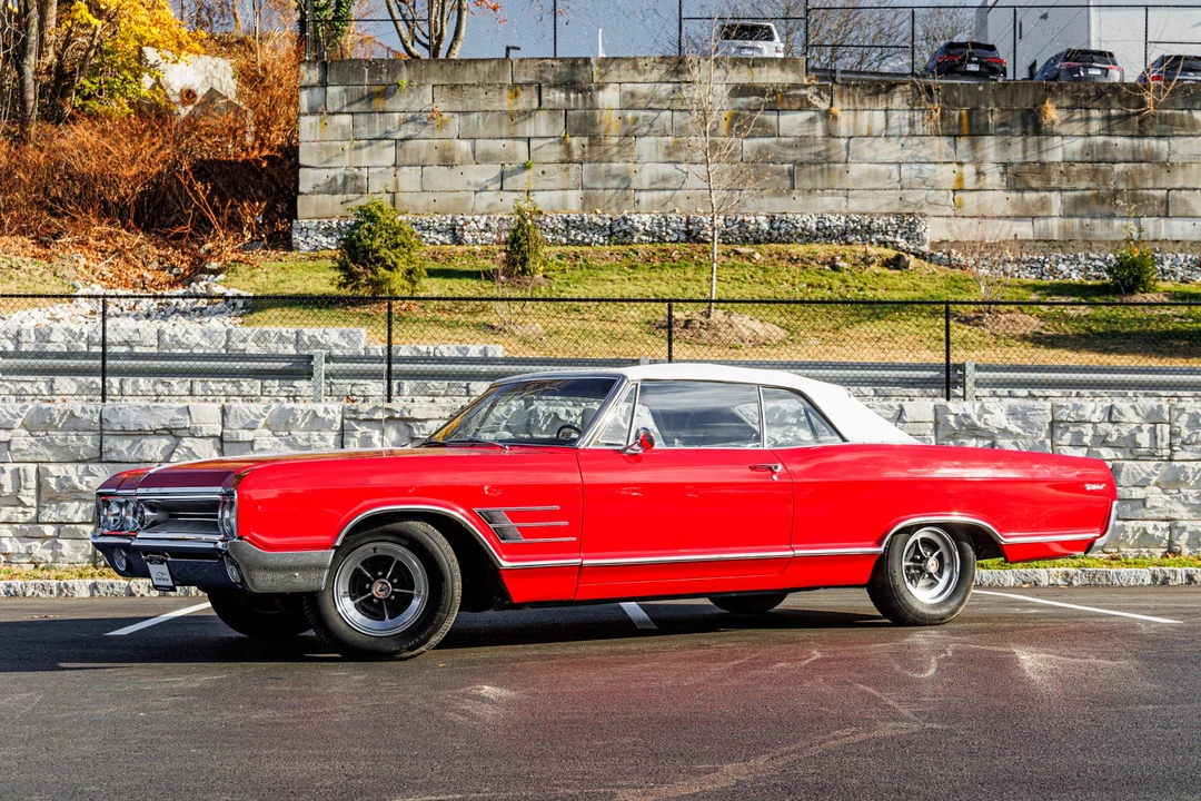 1965 Buick Wildcat - Image 30 of 31