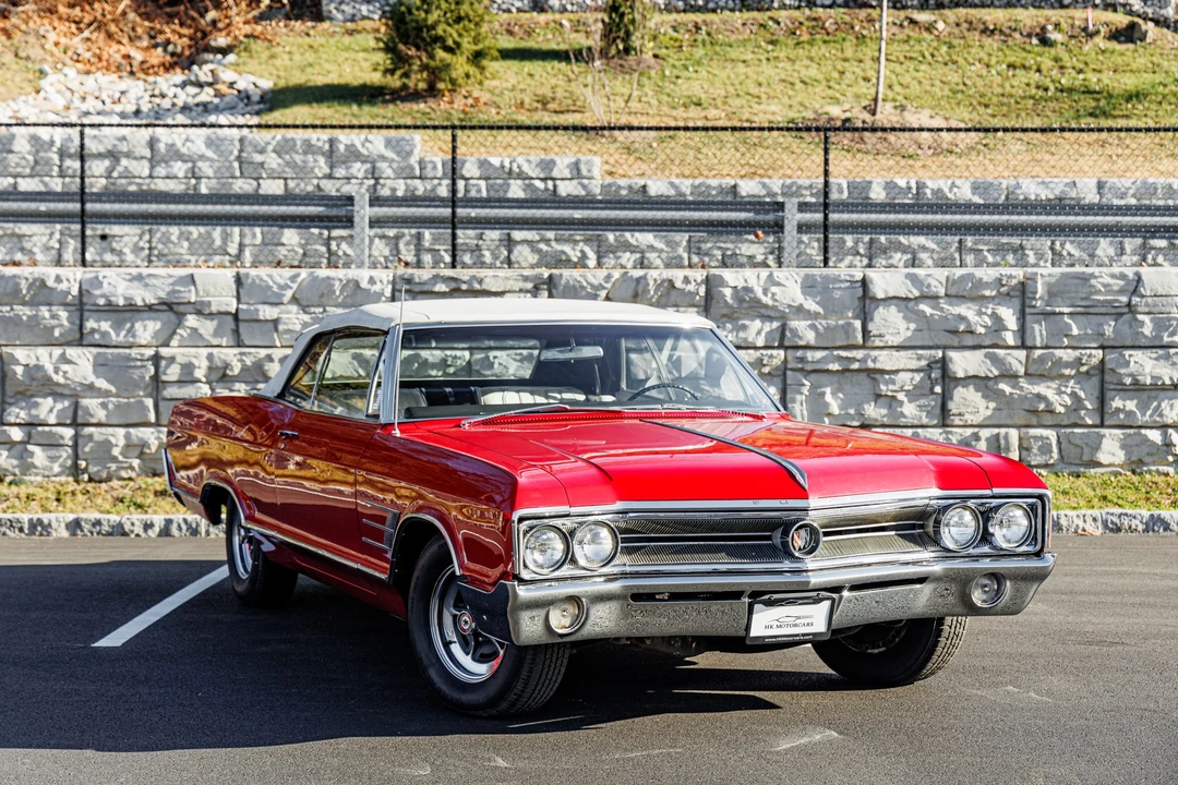 1965 Buick Wildcat - Image 23 of 31