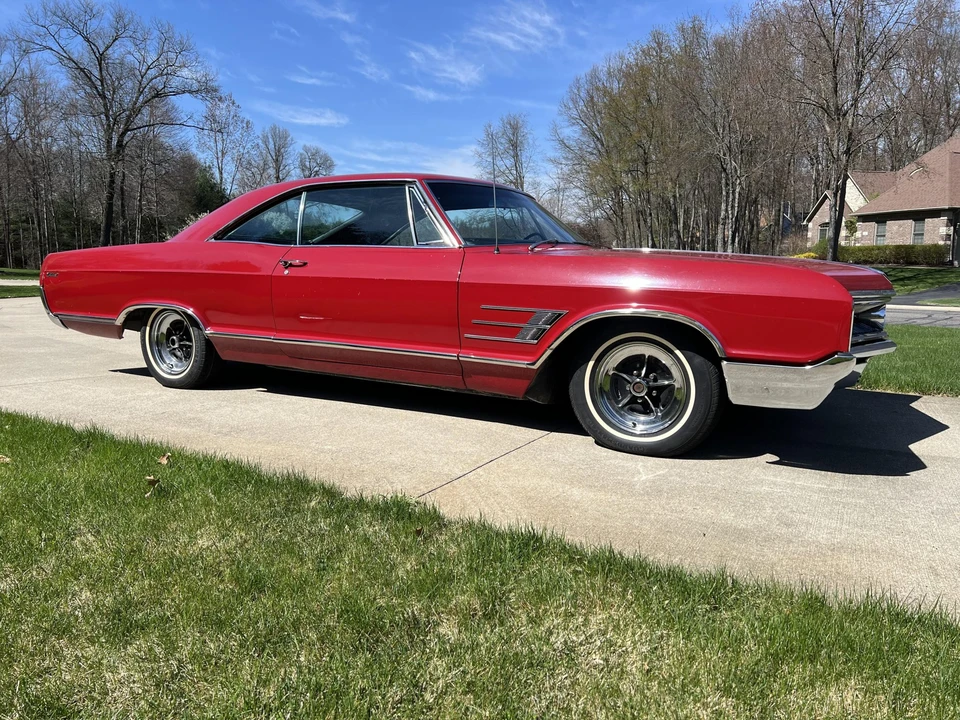 1965 Buick Wildcat - Image 8 of 31