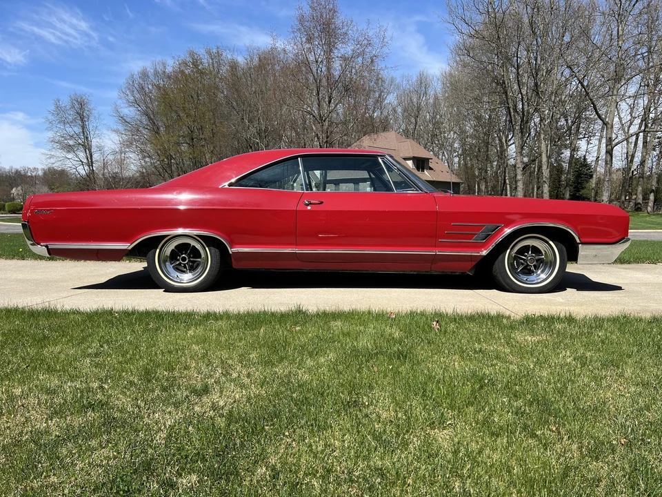 1965 Buick Wildcat - Image 9 of 31