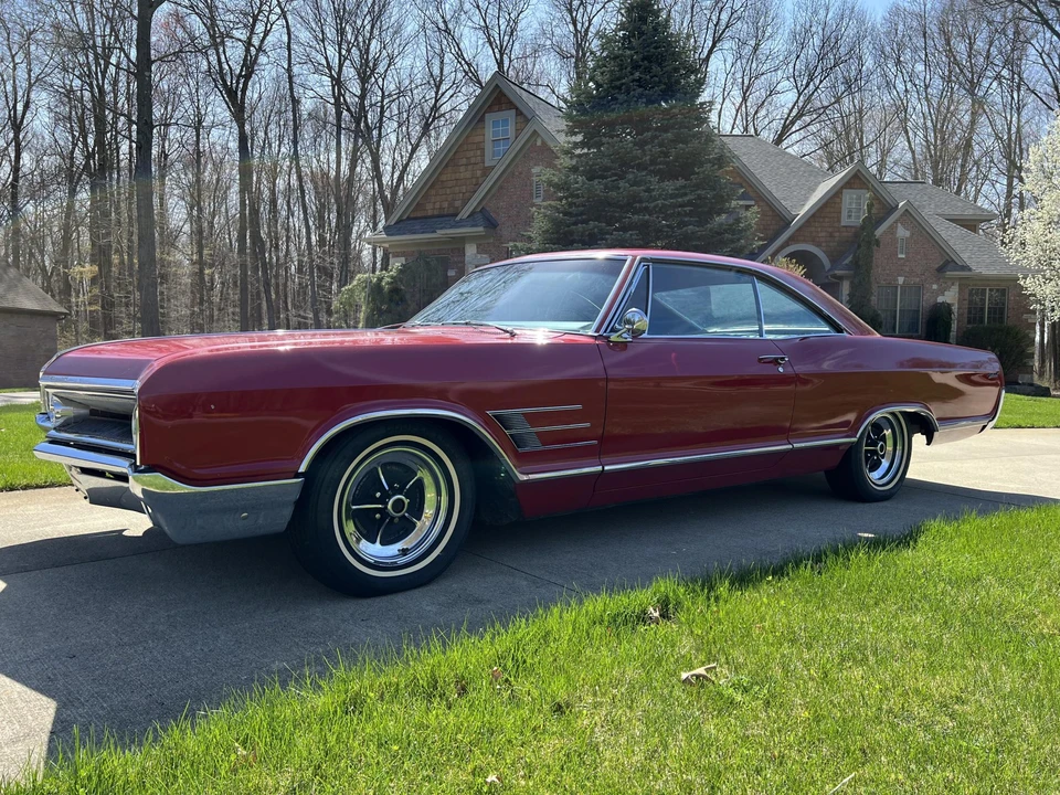 1965 Buick Wildcat - Image 2 of 31