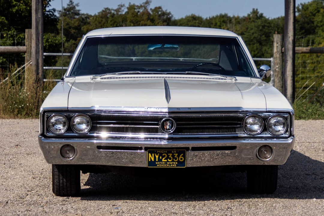 1965 Buick Wildcat - Image 3 of 31