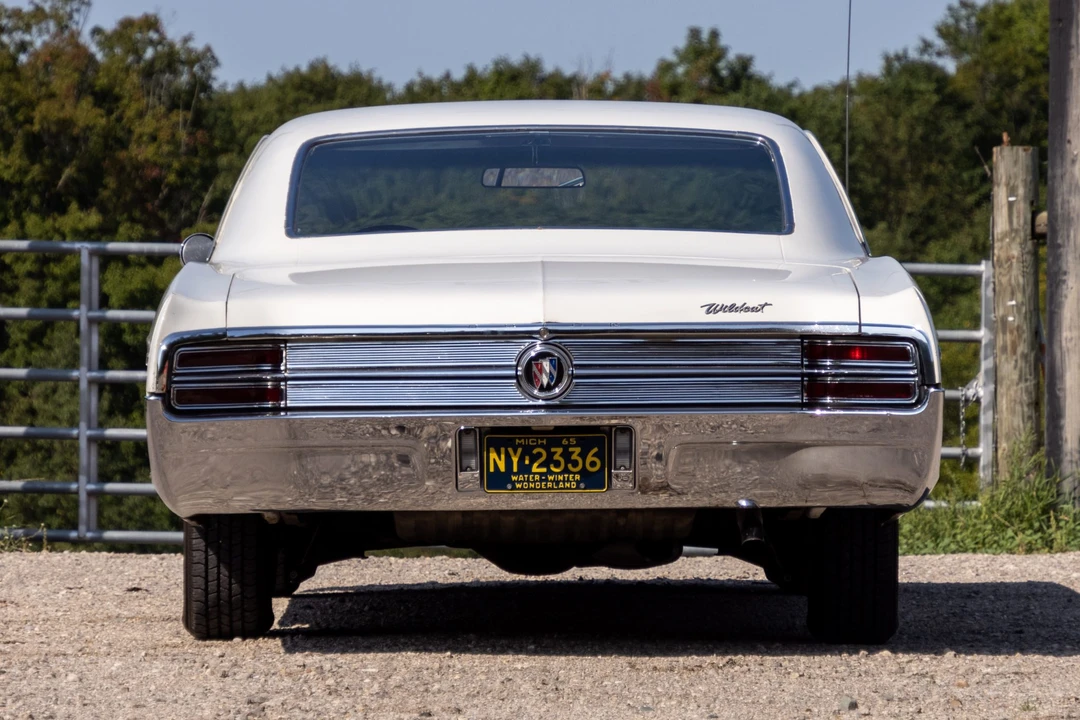 1965 Buick Wildcat - Image 8 of 31