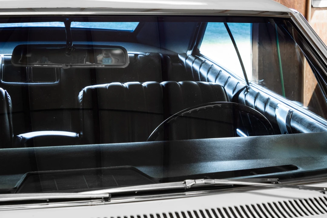 1965 Buick Wildcat - Image 26 of 31