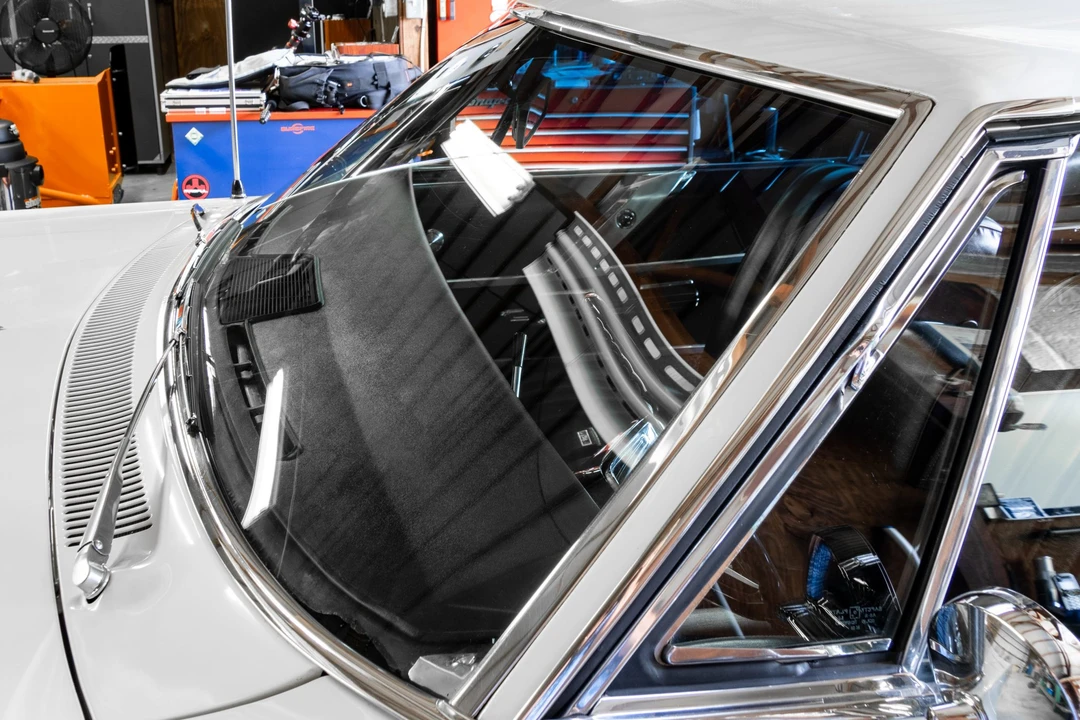 1965 Buick Wildcat - Image 22 of 31