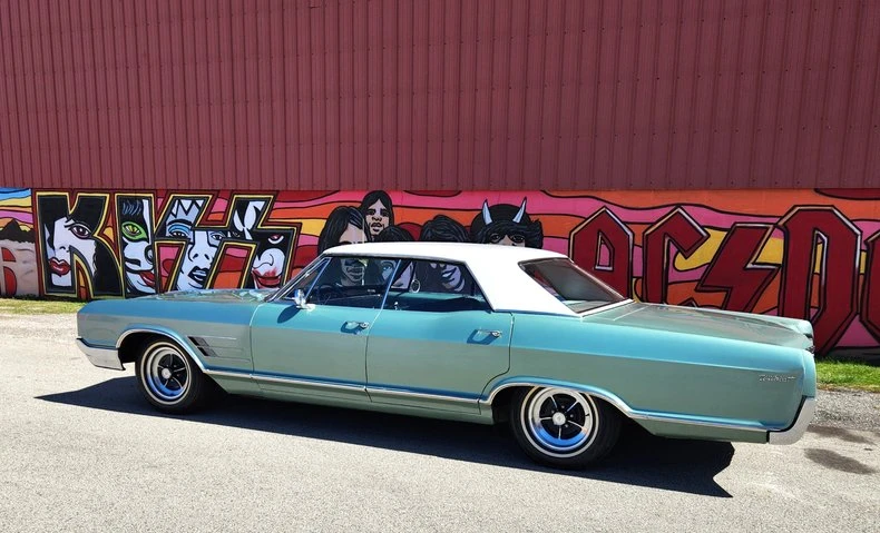 1965 Buick Wildcat - Image 4 of 21