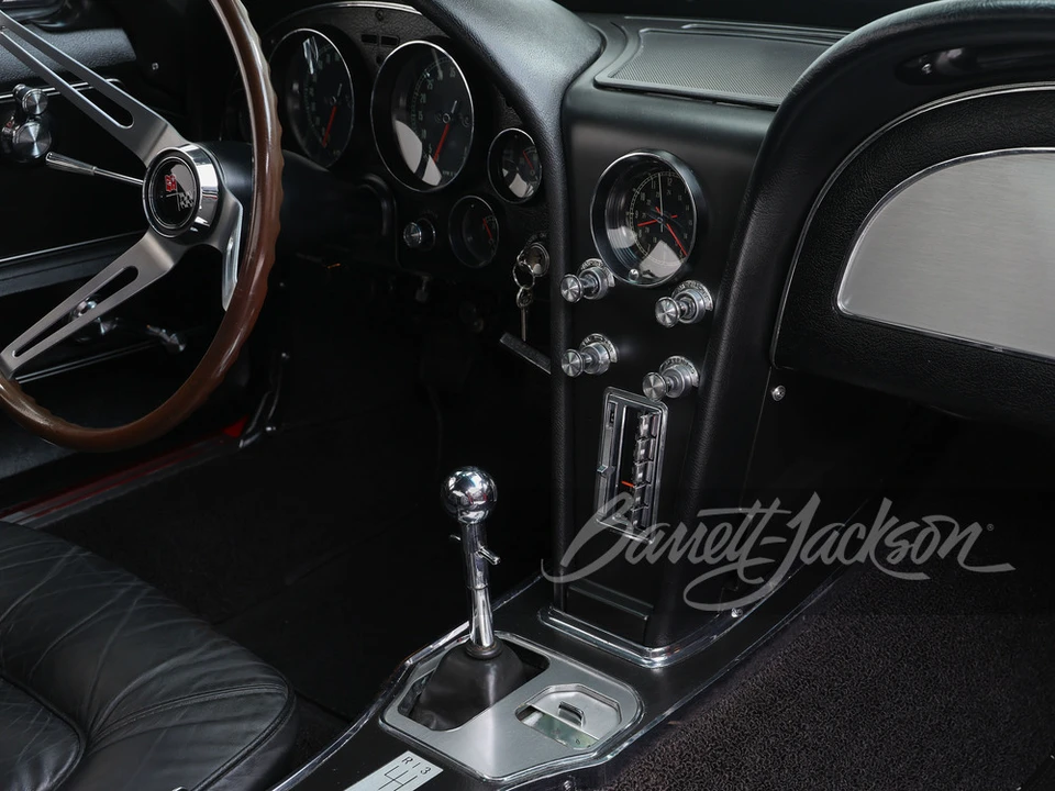 1965 Chevrolet Corvette C2 - Image 14 of 31