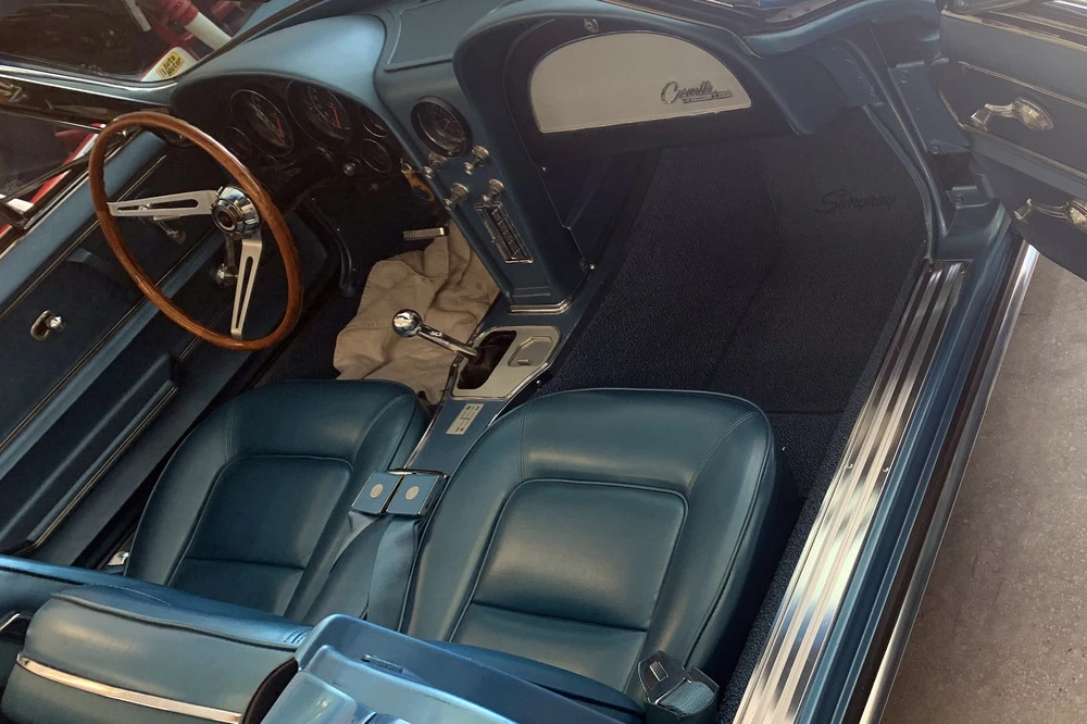 1965 Chevrolet Corvette C2 - Image 4 of 4