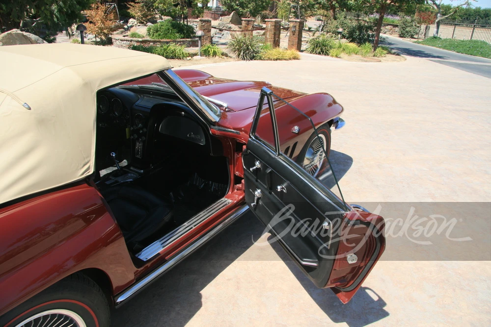 1965 Chevrolet Corvette C2 - Image 14 of 31