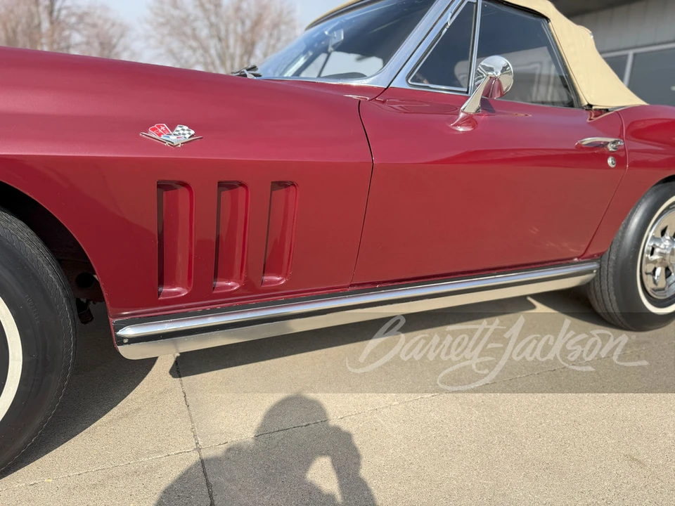1965 Chevrolet Corvette C2 - Image 20 of 31