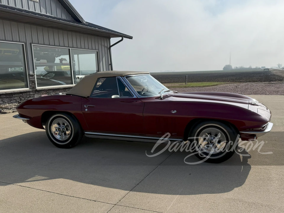 1965 Chevrolet Corvette C2 - Image 29 of 31