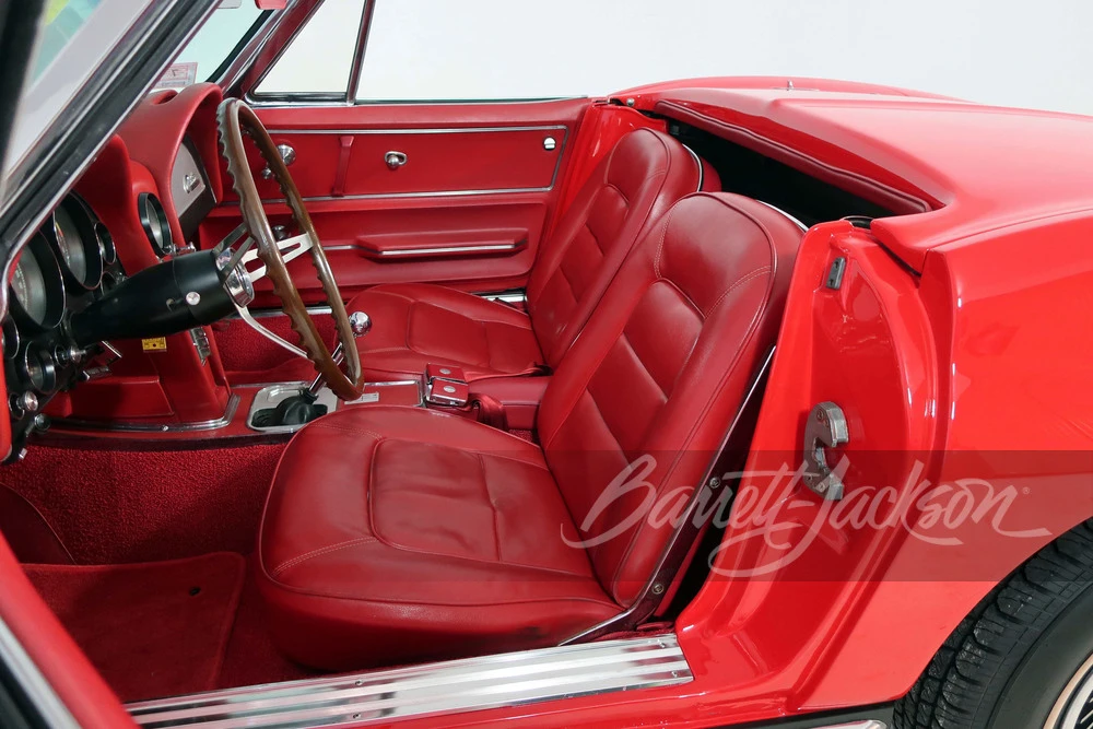 1965 Chevrolet Corvette C2 - Image 11 of 25