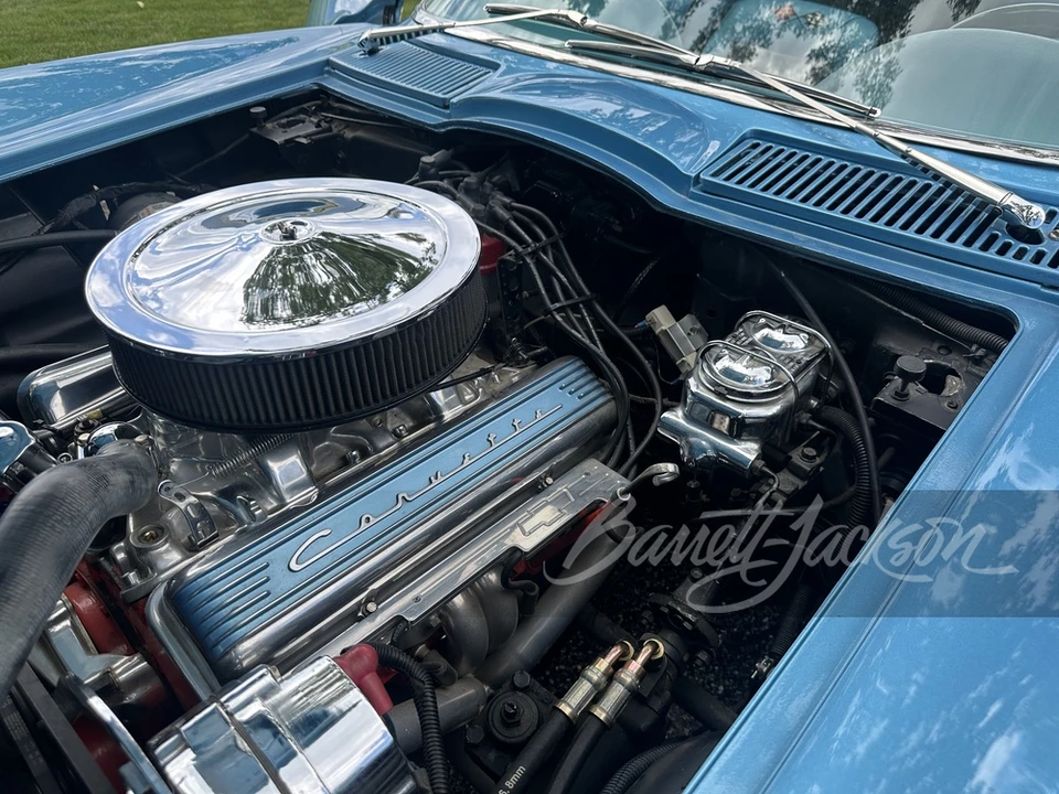 1965 Chevrolet Corvette C2 - Image 15 of 19