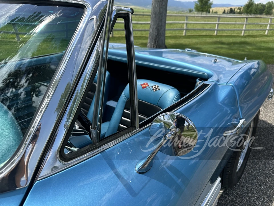 1965 Chevrolet Corvette C2 - Image 16 of 19