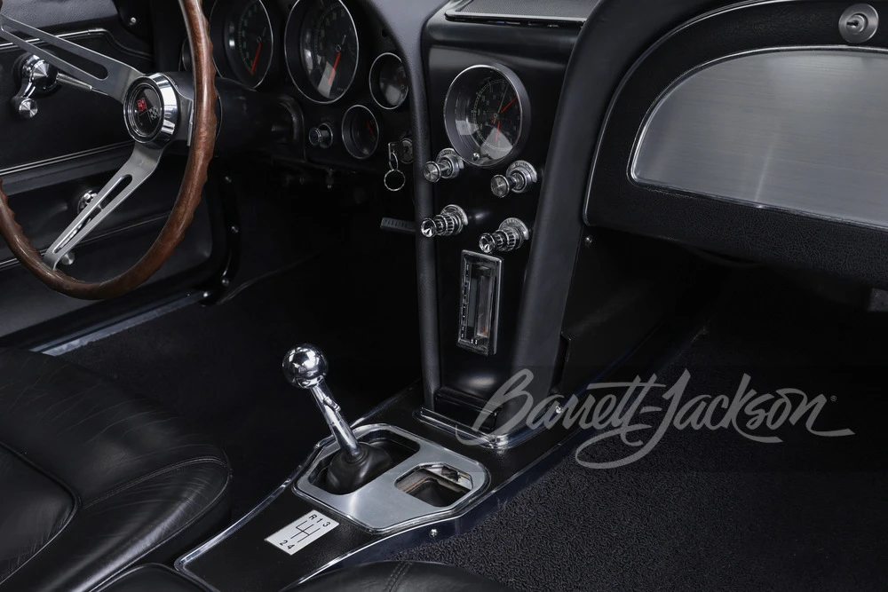 1965 Chevrolet Corvette C2 - Image 14 of 31