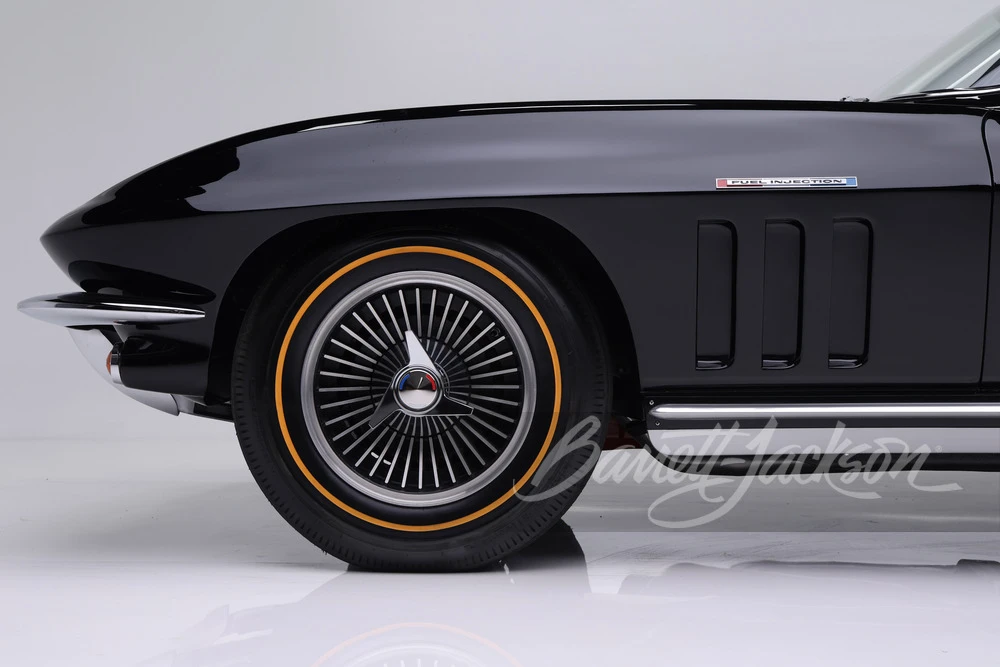 1965 Chevrolet Corvette C2 - Image 26 of 31