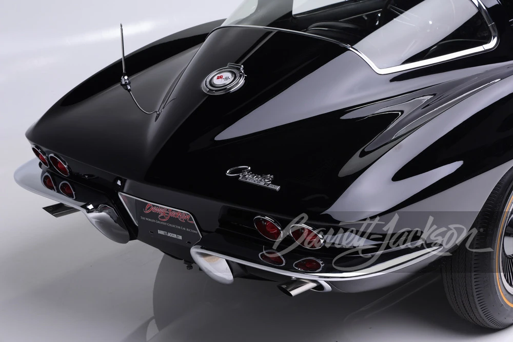1965 Chevrolet Corvette C2 - Image 25 of 31