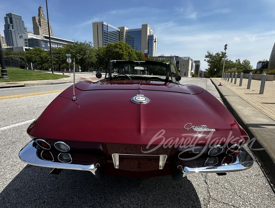 1965 Chevrolet Corvette C2 - Image 11 of 24