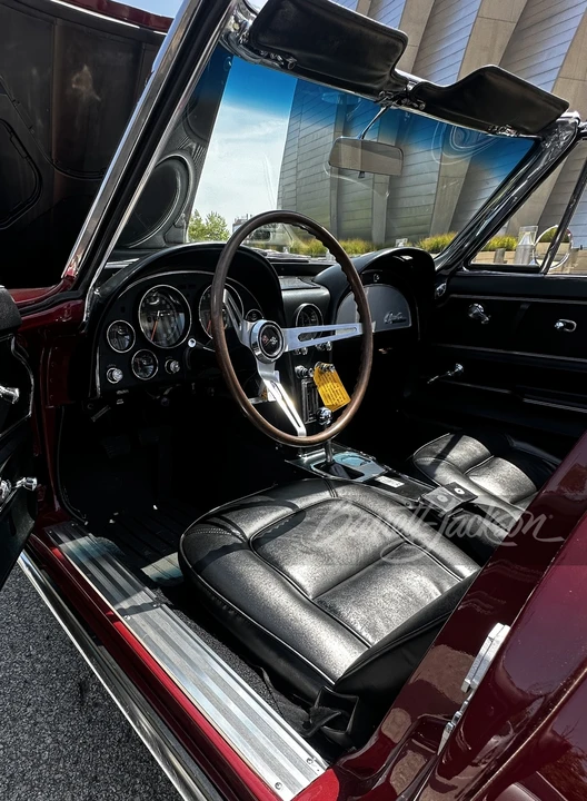 1965 Chevrolet Corvette C2 - Image 7 of 24