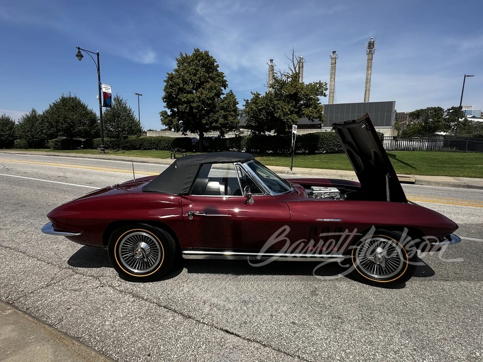 1965 Chevrolet Corvette C2 - Image 2 of 24