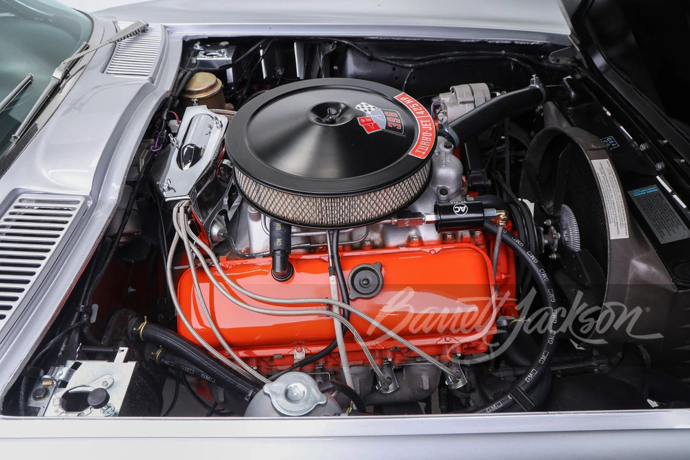 1965 Chevrolet Corvette C2 - Image 23 of 31