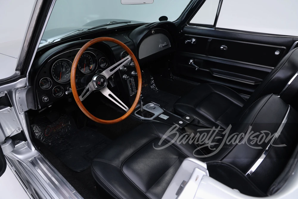 1965 Chevrolet Corvette C2 - Image 26 of 31