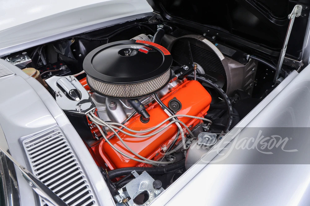 1965 Chevrolet Corvette C2 - Image 22 of 31