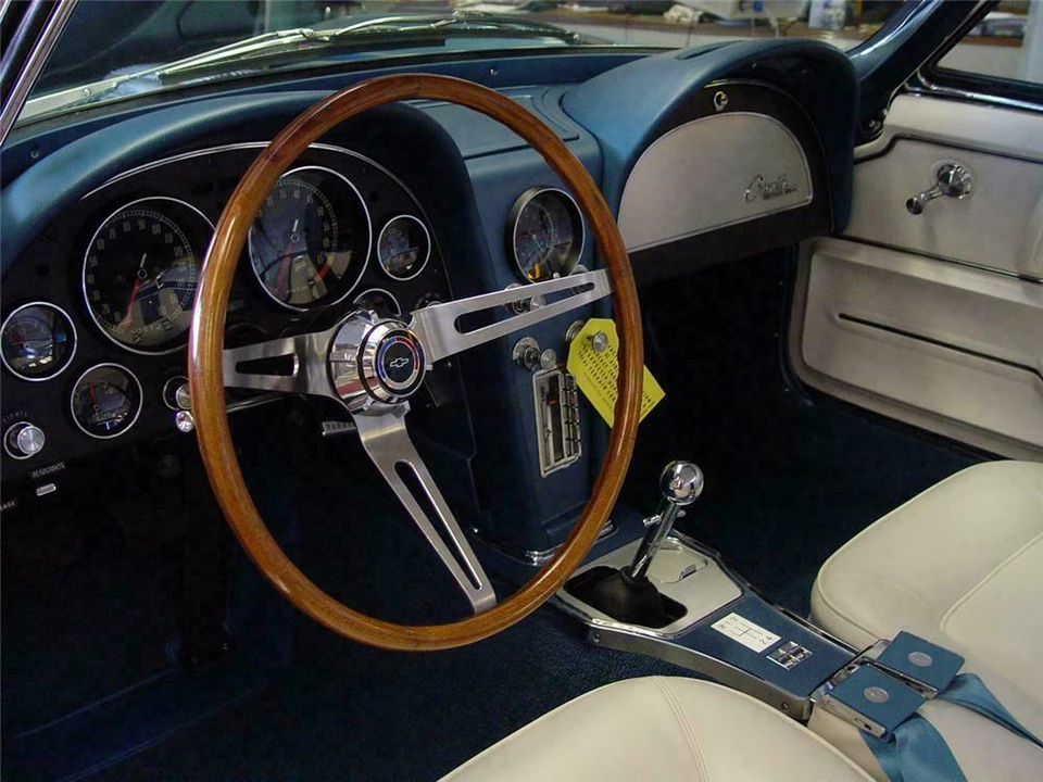 1965 Chevrolet Corvette C2 - Image 4 of 5