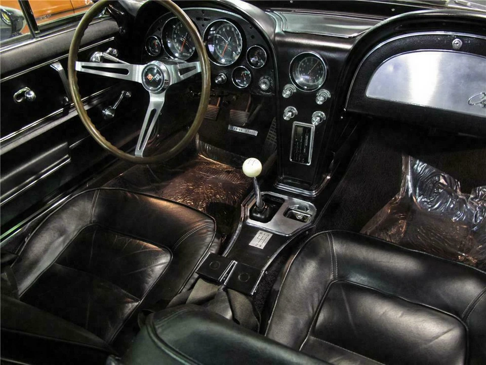 1965 Chevrolet Corvette C2 - Image 4 of 4