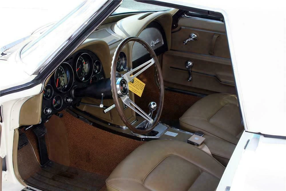 1965 Chevrolet Corvette C2 - Image 3 of 3