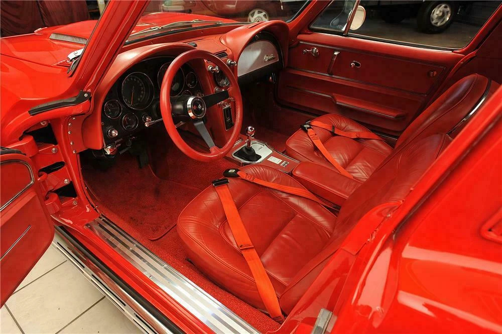1965 Chevrolet Corvette C2 - Image 4 of 4