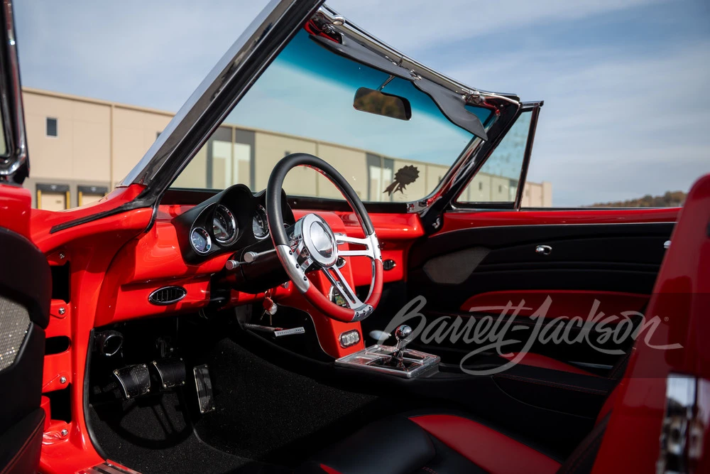 1965 Chevrolet Corvette C2 - Image 12 of 31