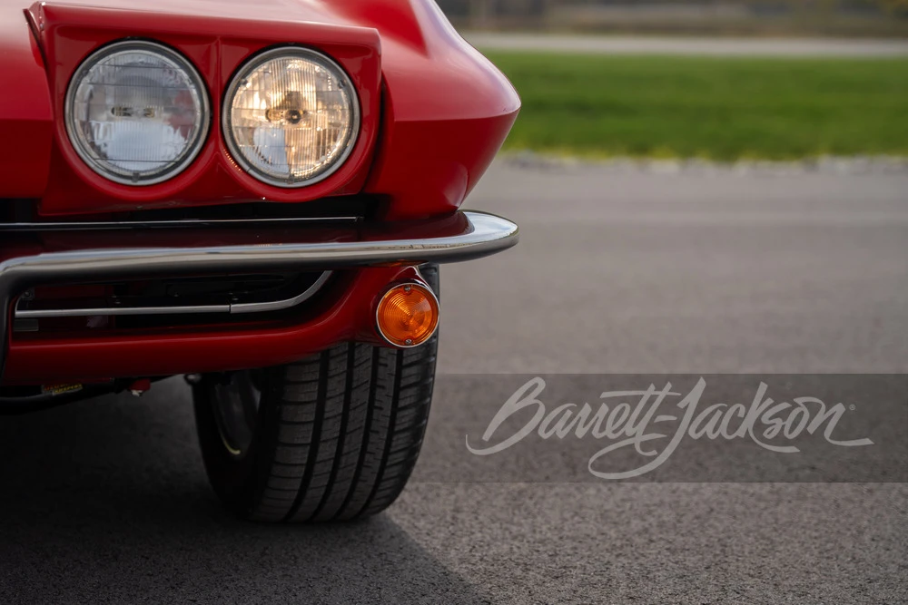 1965 Chevrolet Corvette C2 - Image 23 of 31