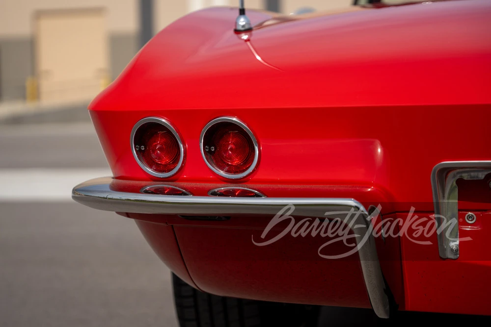 1965 Chevrolet Corvette C2 - Image 27 of 31