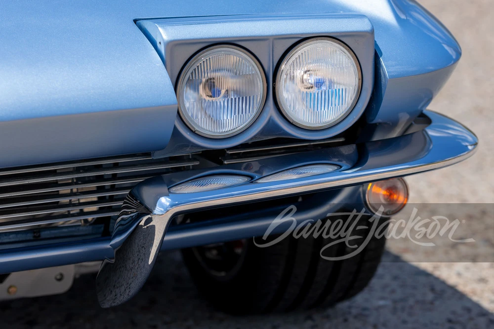 1965 Chevrolet Corvette C2 - Image 19 of 31
