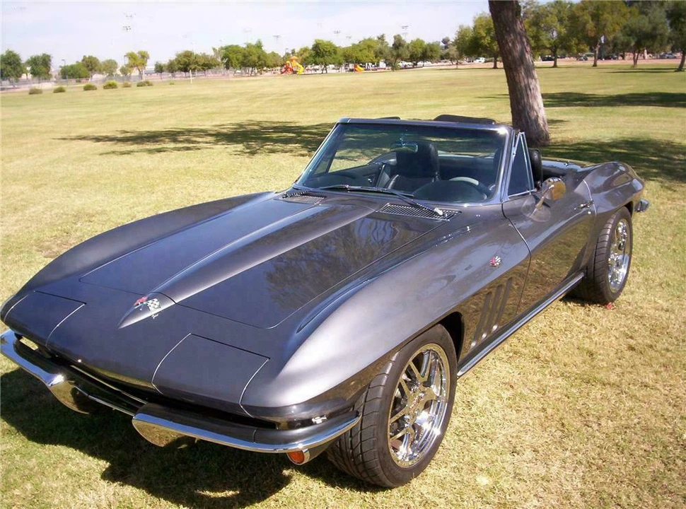 1965 Chevrolet Corvette C2 - Image 2 of 5